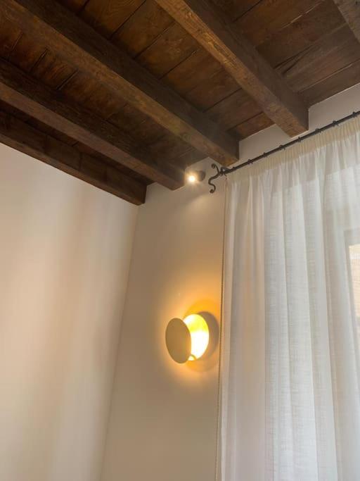 Appartamento Incantevole Nel Cuore Di Milano Buitenkant foto